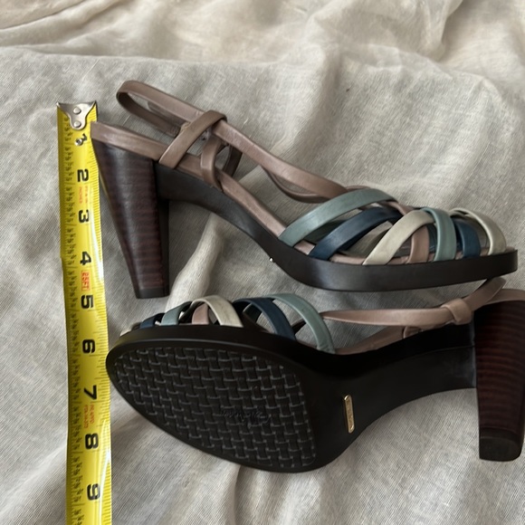 Cole Haan Nike Air Chloe Sandlas - Picture 6 of 6